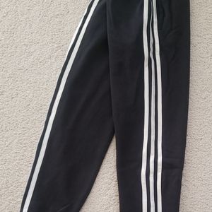 Adidas joggers boys size medium